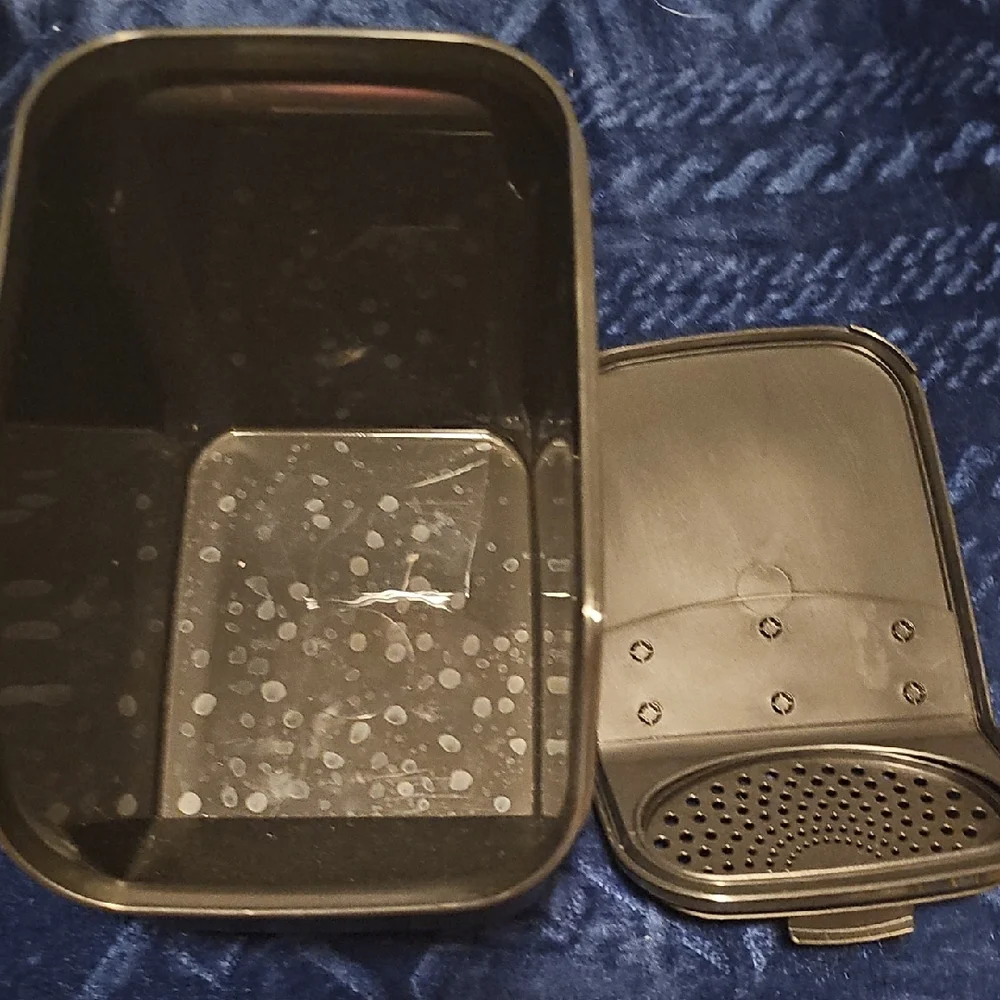 Tupperware Potato Container - Picture 3 of 3